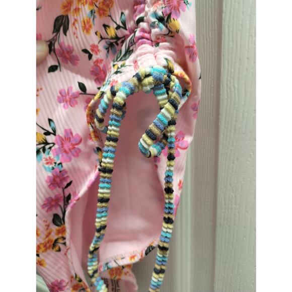 No Boundaries NWT Juniors Size Large Pink Floral Tie Shoulder One-Piece Swimsuit - Picture 4 of 10